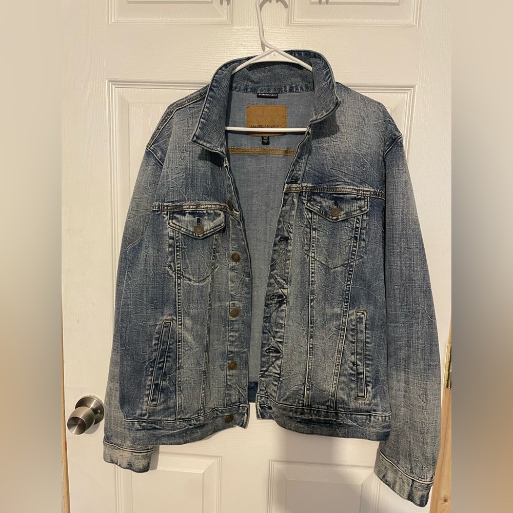 American Eagle Classic Trucker Denim Jacket XL